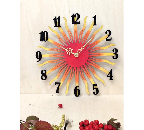 Настенные часы "Солнце" 27 см, бесшумный механизм