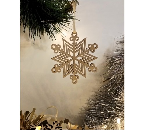 Набор ёлочных игрушек "Снежинки" из фанеры, 8см, 12 штук